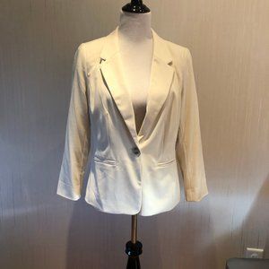 Kensie Cream Blazer, NWT, Size Medium